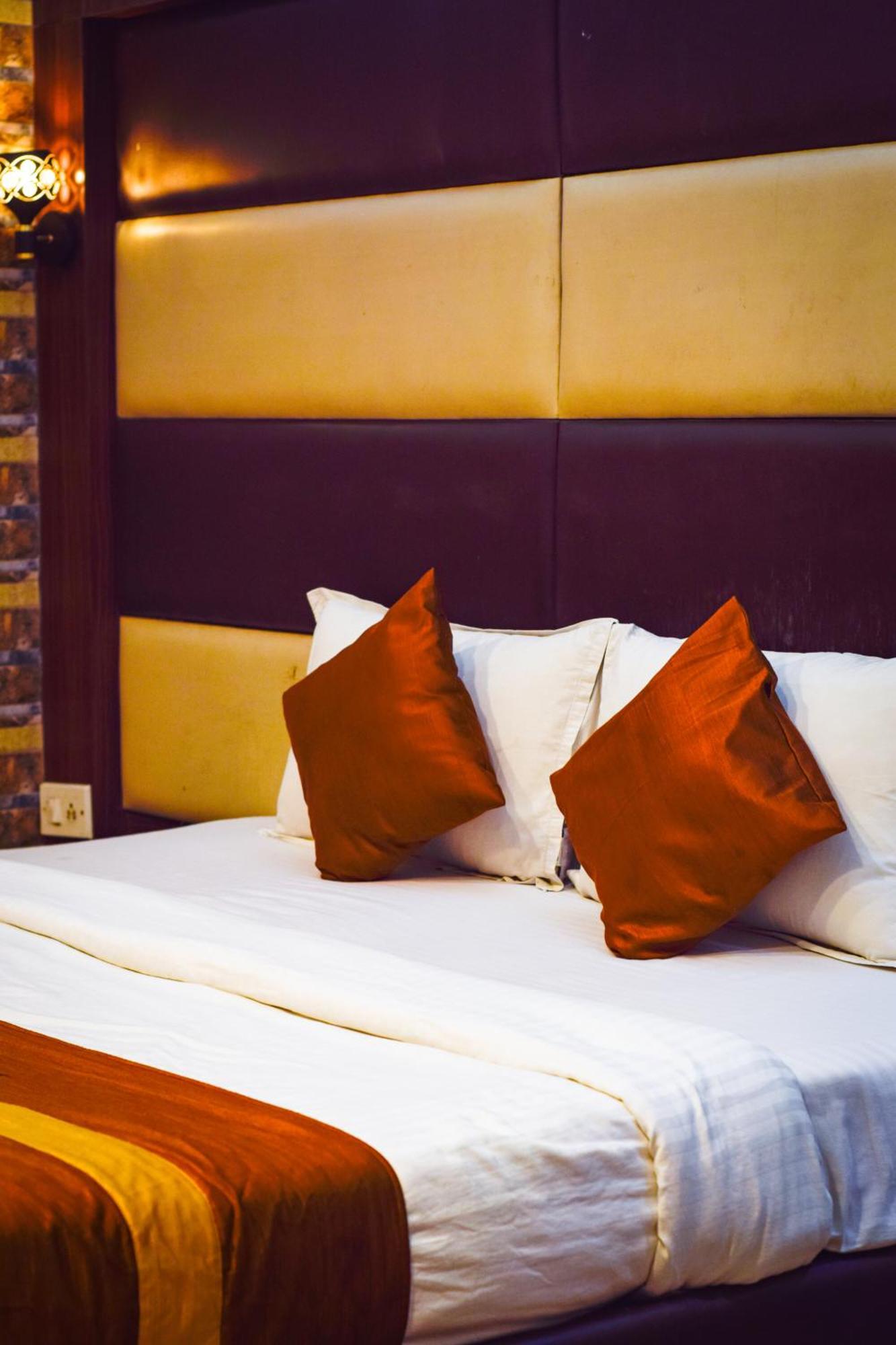 Hotel Diamond Suites Колката Екстер'єр фото