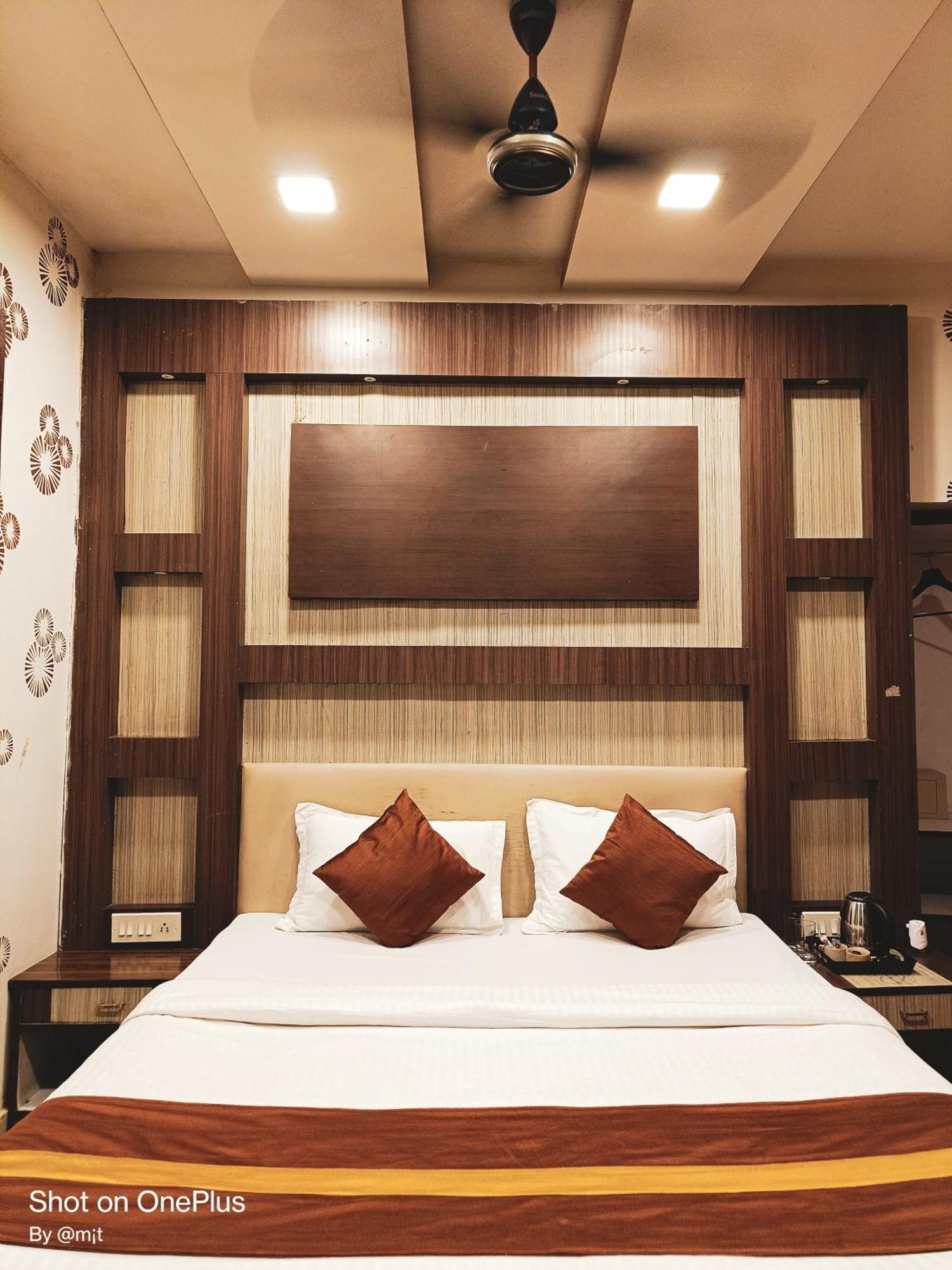 Hotel Diamond Suites Колката Екстер'єр фото